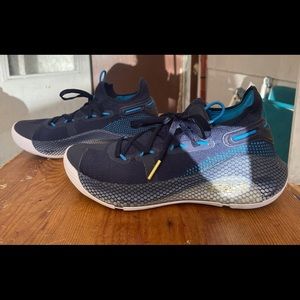 Under Armour SC Tennis Shoes Size 6 $25